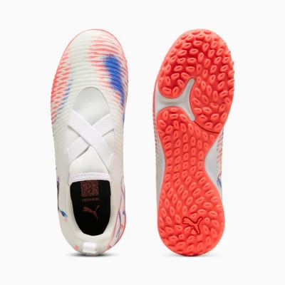 3. Buty Puma Junior Future 8 Match LL TT + Mid 108620-01