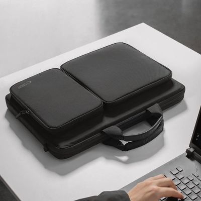 11. Torba Tech-Protect Defender Bag na laptopa 17" - czarna