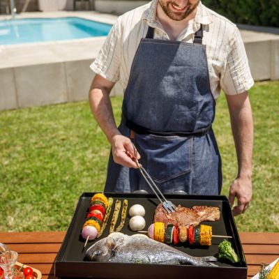 13. Grill gazowy  BXOP4900E Black+Decker  2 palniki