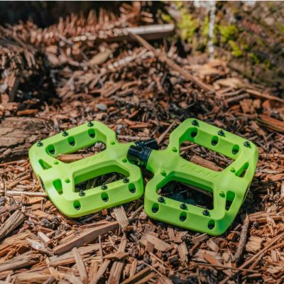 2. FUNN pedały TAIPAN S zielone