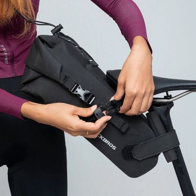 4. Torba rowerowa Rockbros 30130061001 pod siodełko 3L - czarna