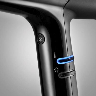 5. Suszarka do włosów BABYLISS BAB8550BE