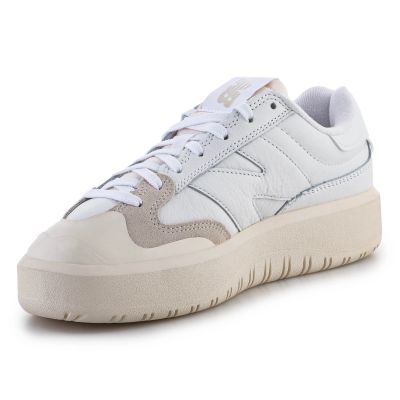 4. Buty New Balance W CT302OB