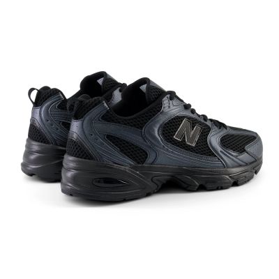 12. Buty sportowe New Balance trenningowe M MR530PB