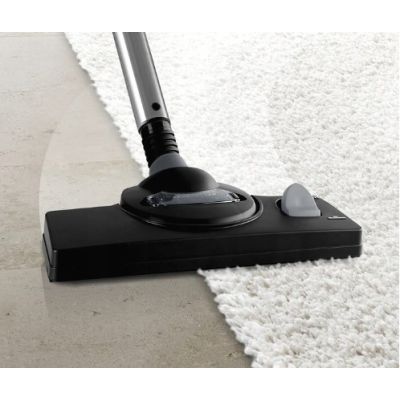9. Odkurzacz BOSCH BWD 41740 AquaWash&Clean
