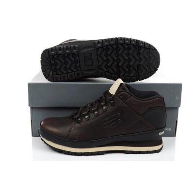 21. Buty New Balance M H754LLB