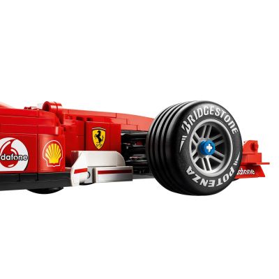 17. LEGO Icons 11375 - Ferrari F2004 i Michael Schumacher