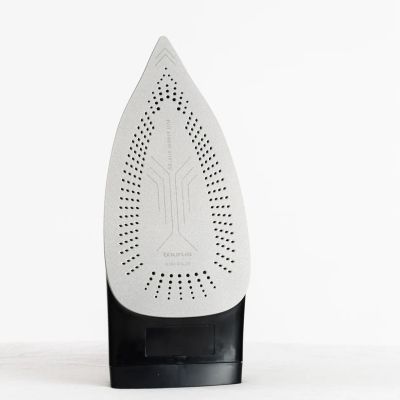2. Żelazko Taurus Geyser Eco Easy 3000W