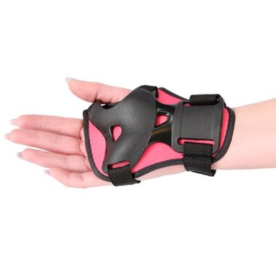 13. Ochraniacze zestaw Nils Extreme CIEMNY RÓŻ rozmiar M H110