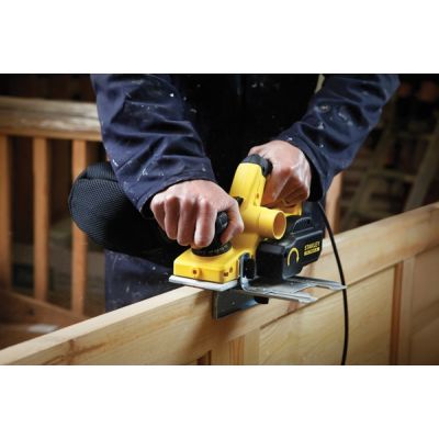 3. STRUG 750W FME630K STANLEY