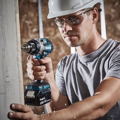 21. MAKITA.WKRĘTARKA UD.18V DHP489RTJ 73/40Nm 2x5,0Ah