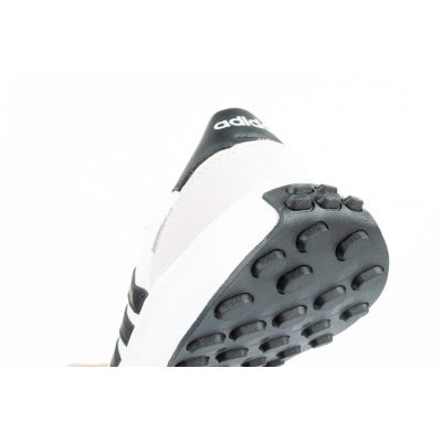 13. Buty sportowe adidas Run 70s M GY3884