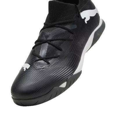 4. Buty piłkarskie Puma Future 7 Match IT M 107721 02