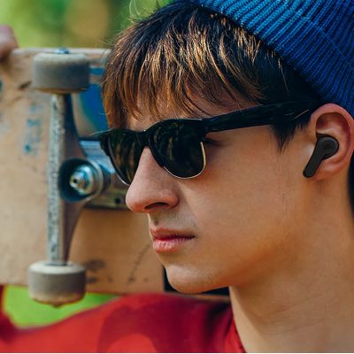 10. Słuchawki JBL Wave Beam bezprzewodowe dokanałowe Bluetooth 5.2 IP54 IPX2 - czarne
