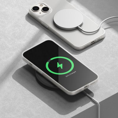 9. Ringke Slim etui iPhone 14 Plus ultracienki pokrowiec półprzezroczyste