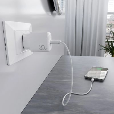 8. Ładowarka sieciowa Puro PROLITE 30W USB-C - biała