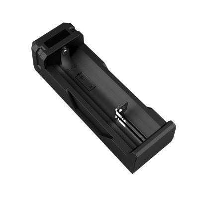 5. XTAR ŁADOWARKA DO AKUMULATORÓW LI-ION 18650 USB-C SC1