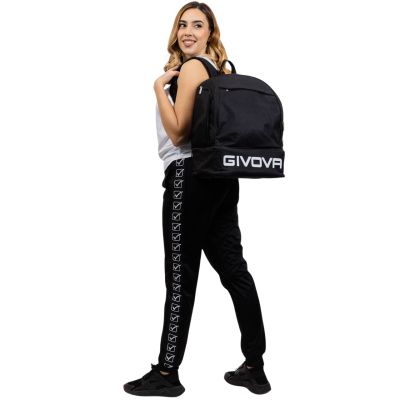 2. Plecak Givova Zaino Sport Small z usztywnianym dnem czarny B029-0010-UNICA