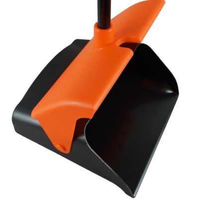 8. ZESTAW DO ZAMIATANIA SZCZOTKA I SZUFELKA