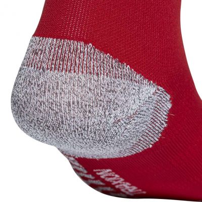 3. Skarpety adidas Alphaskin Traxion Crew Ultralight czerwone CV7678