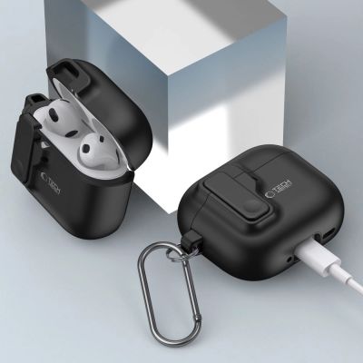 8. Etui Tech-Protect Slim Hook na AirPods 4 - czarne
