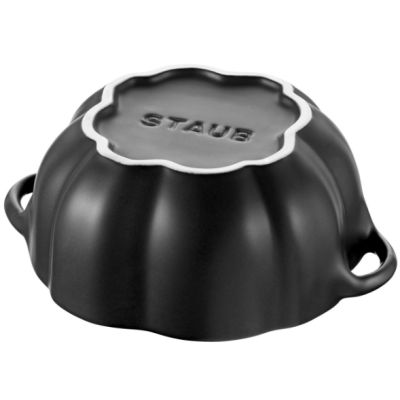 4. Mini Cocotte okrągły dynia STAUB 40508-549-0 - czarny 700 ml