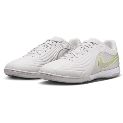 4. Buty Nike Tiempo Reactgato IC HQ3159-001