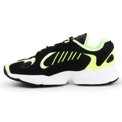 5. Buty adidas Yung-1 M EE5317