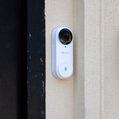 7. EZVIZ DB2 Pro Kulisty Kamera bezpieczeństwa IP Wewnętrzna 2544 x 1888 px Ściana