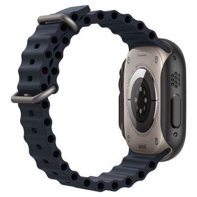 10. Etui Spigen Thin Fit na Apple Watch Ultra (49 mm) - czarne