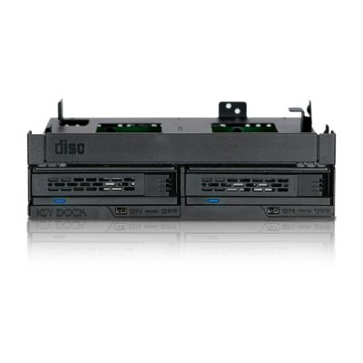 10. Icy Dock MB732SPO-B panel drive bay Czarny