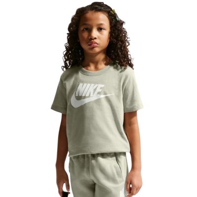 Koszulka dla dzieci Nike Sportswear zielona FZ5178 304