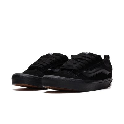 2. Buty męskie Vans Knu Skool Black tenisówki sportowe zamszowe Off The Wall czarne (VN0009QCBKA)