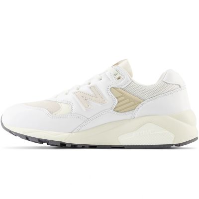 7. Buty New Balance W MT580VTG