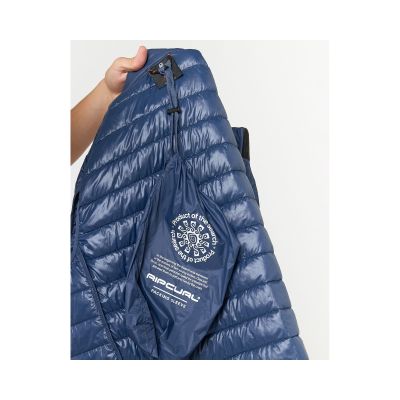 4. Kamizelka RIP CURL ANTI SERIES SEARCH PUFFER VST granatowa