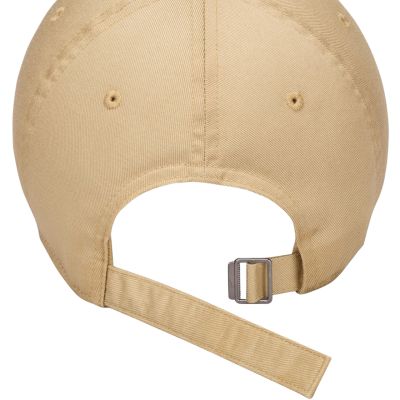 8. Czapka z daszkiem Nike Club beżowa FB5368 297