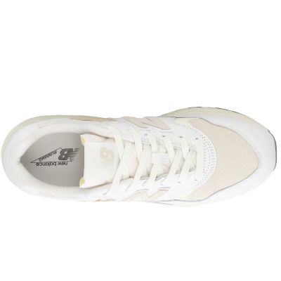8. Buty New Balance W MT580VTG