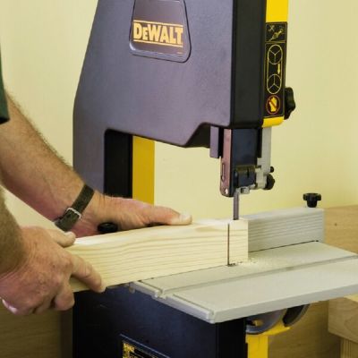 2. Pilarka taśmowa 760 W