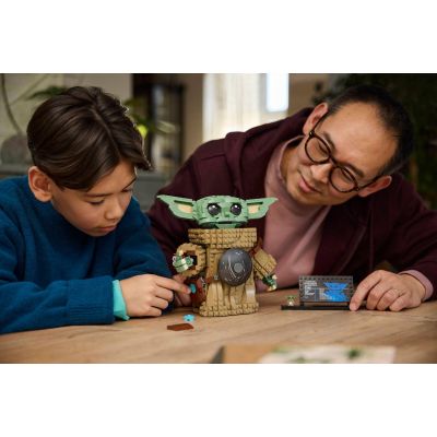 10. LEGO Star Wars 75446 - Grogu (uczeń Mandalorianina)