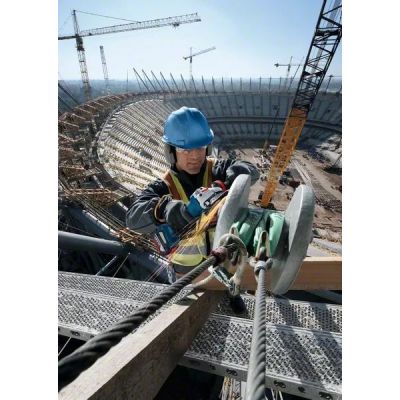 3. Bosch GWS 18V-10P PROFESSIONAL szlifierka kątowa 12,5 cm 9000 RPM 1,9 kg