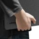 6. Etui Spigen Urban Fit na MacBook Neo 13" 2026 - czarne