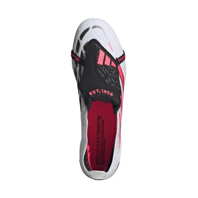 4. Buty piłkarskie adidas Predator Elite FT FG JP6248