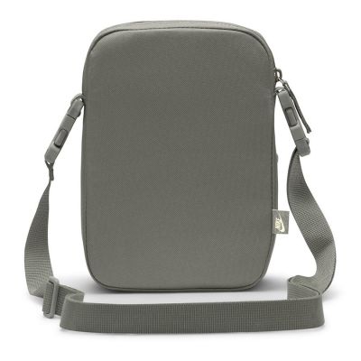 3. Saszetka Nike Heritage Crossbody Bag DB0456-320