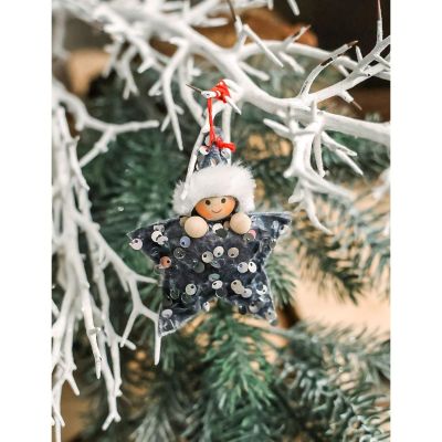 12. ZESTAW ZAWIESZEK 3 SZT GWIAZDKI LALECZKI CEKINY SREBRNE