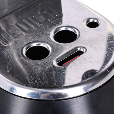 11. Ekspres kolbowy DeLonghi Dedica Style EC 685.M (1350W; kolor srebrny)