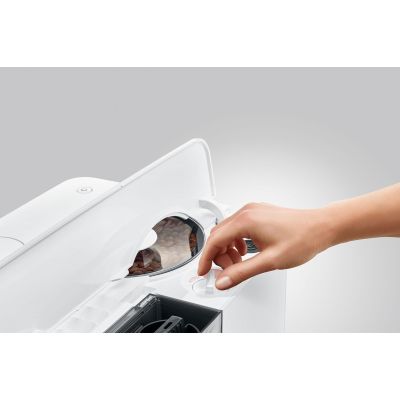 4. Ekspres do kawy Jura C9 Piano White (EA)