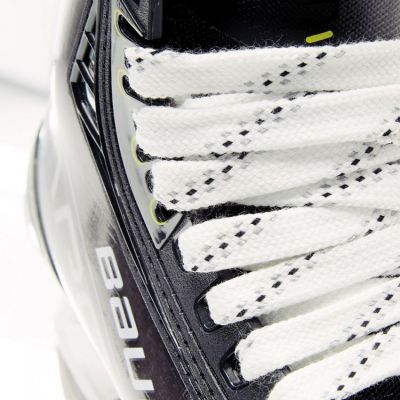 4. Łyżwy hokejowe Bauer Vapor Hyperlite Int 1059362