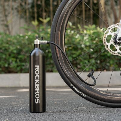 11. Zbiornik ciśnieniowy Rockbros do pompowania opon bezdętkowych tubeless 200 PSI 1.2l - czarny
