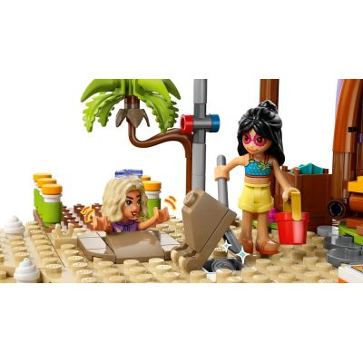 6. LEGO Friends 42673 Rodzinne wakacje na plaży
