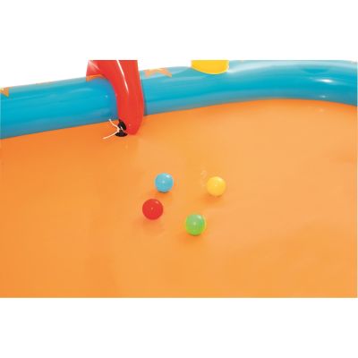 9. Bestway 53068 Dmuchany Plac zabaw 435x213x117cm